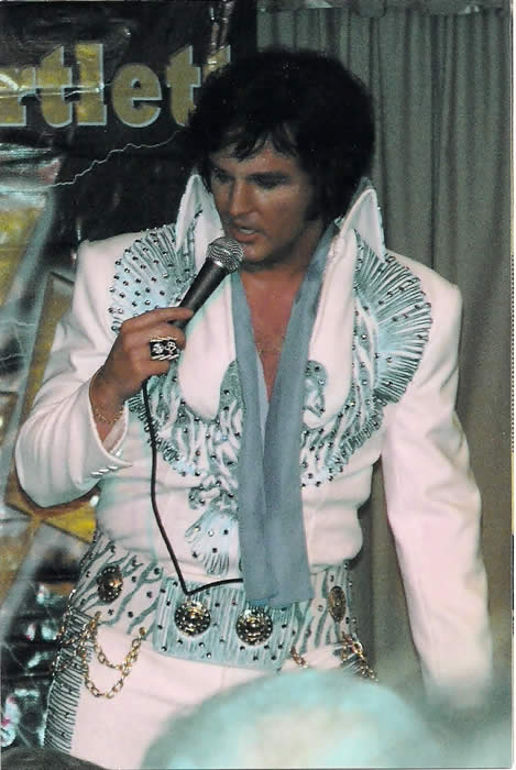 Tom Bartlett picture